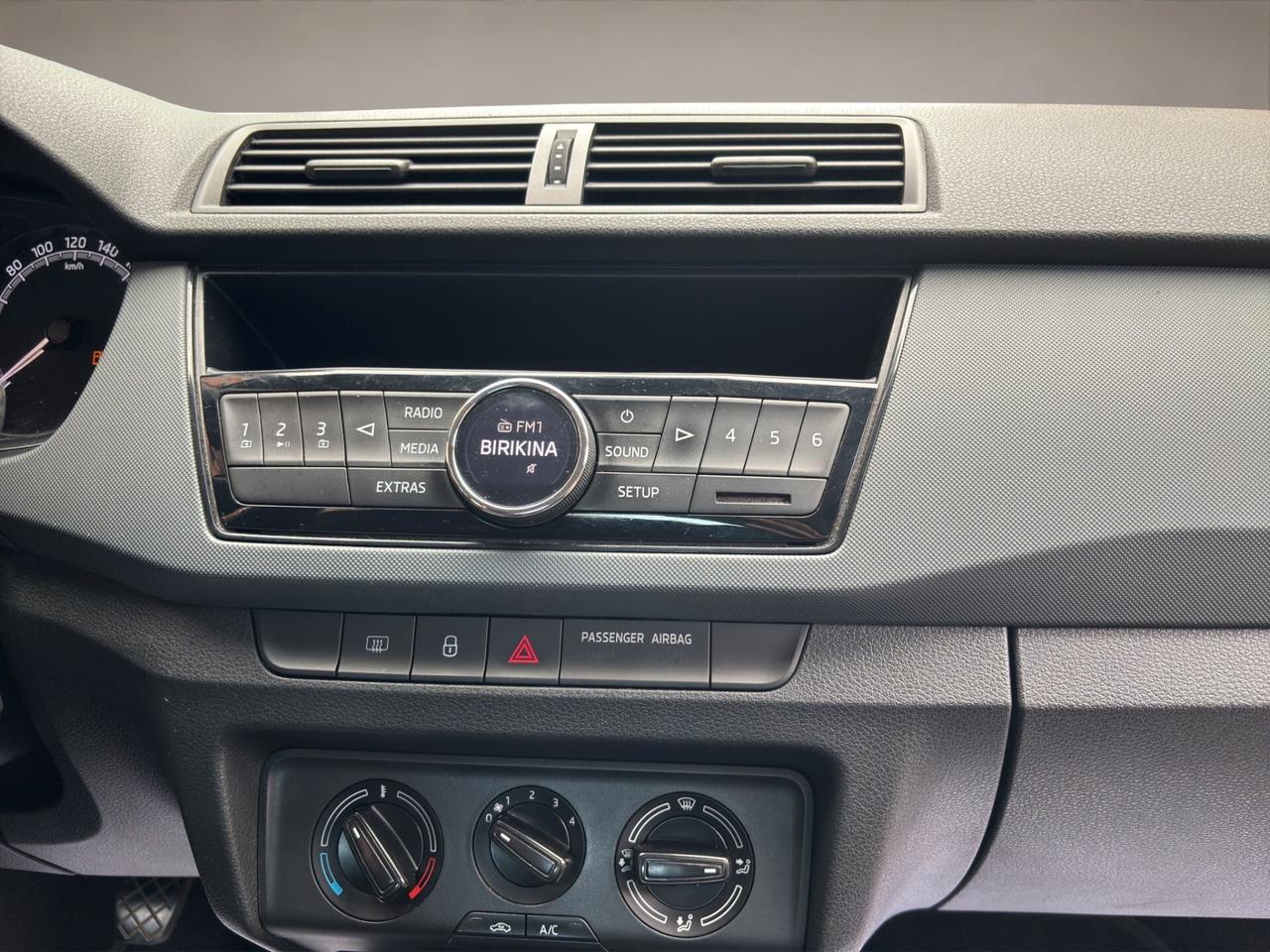 Skoda Fabia 5 PORTE - NEOPATENTATI EURO 6 BENZINA