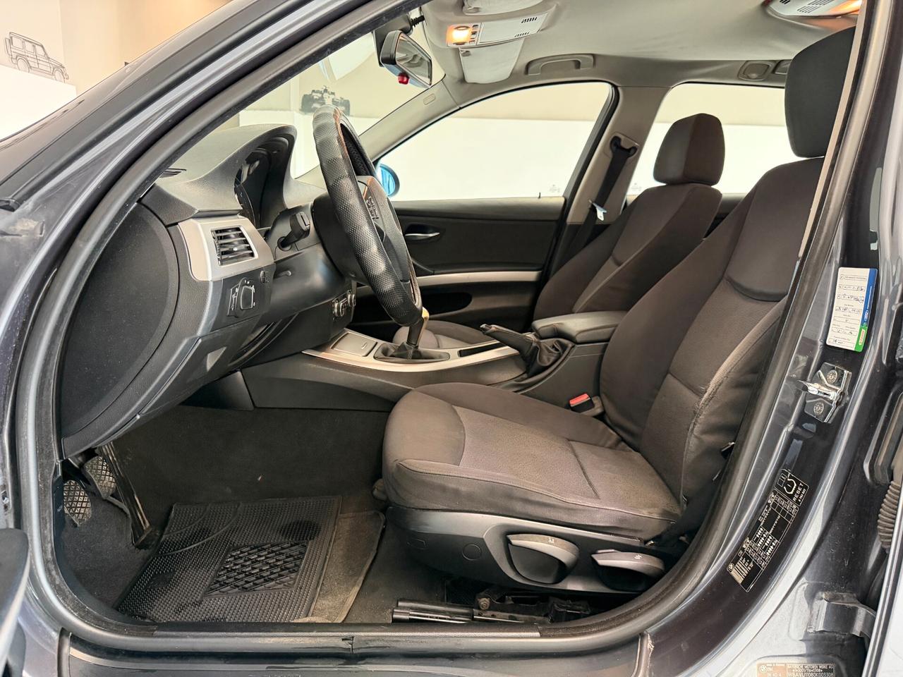 Bmw 318d 122CV Touring Attiva