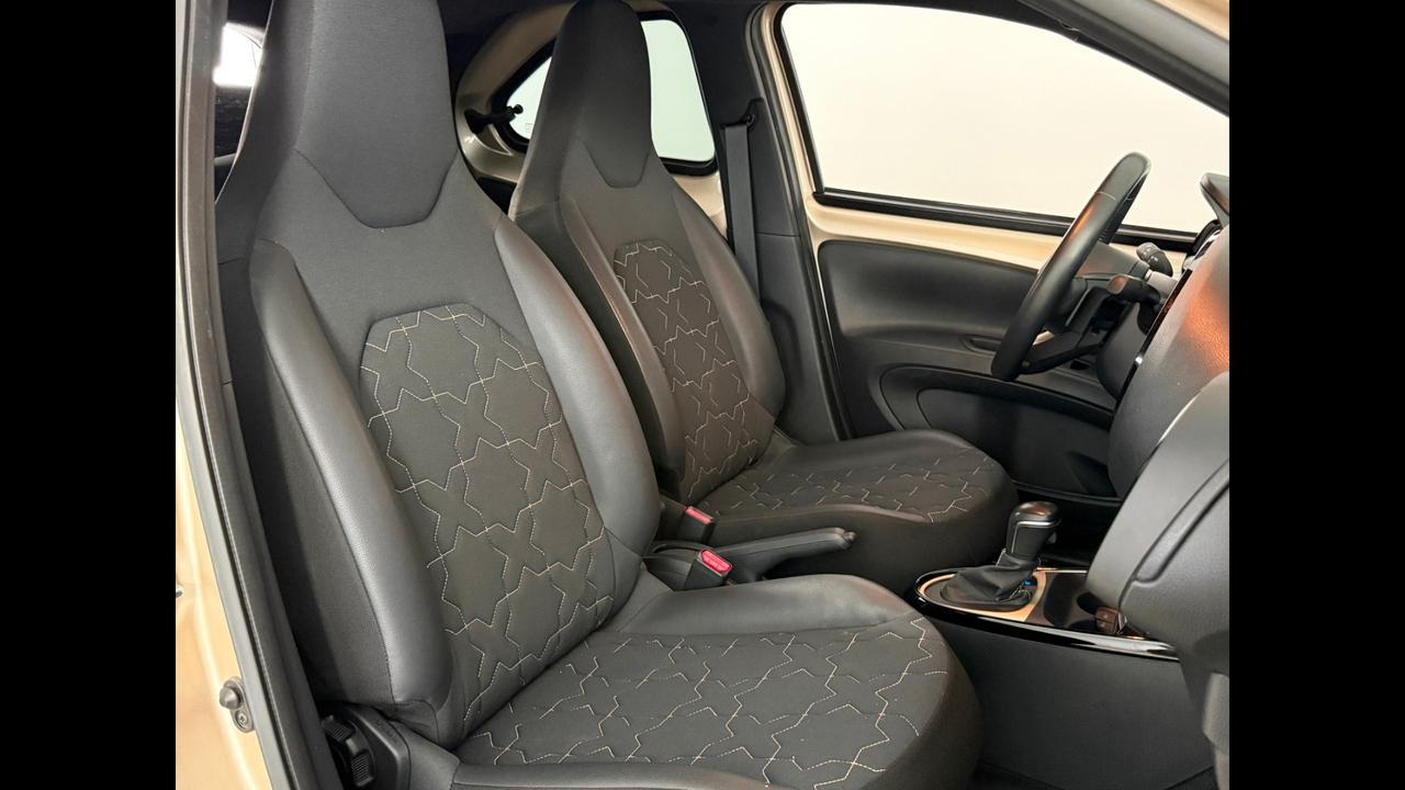 TOYOTA Aygo X - Aygo X 1.0 Lounge 72cv s-cvt