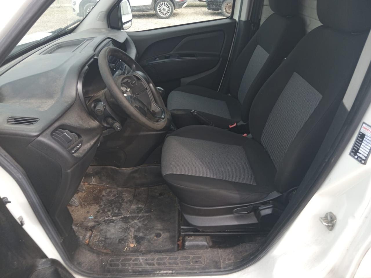 Doblò 1.6 MJT 105CV MAX PERFETT MARCIANTE SOLO DANNI CARROZZERIA