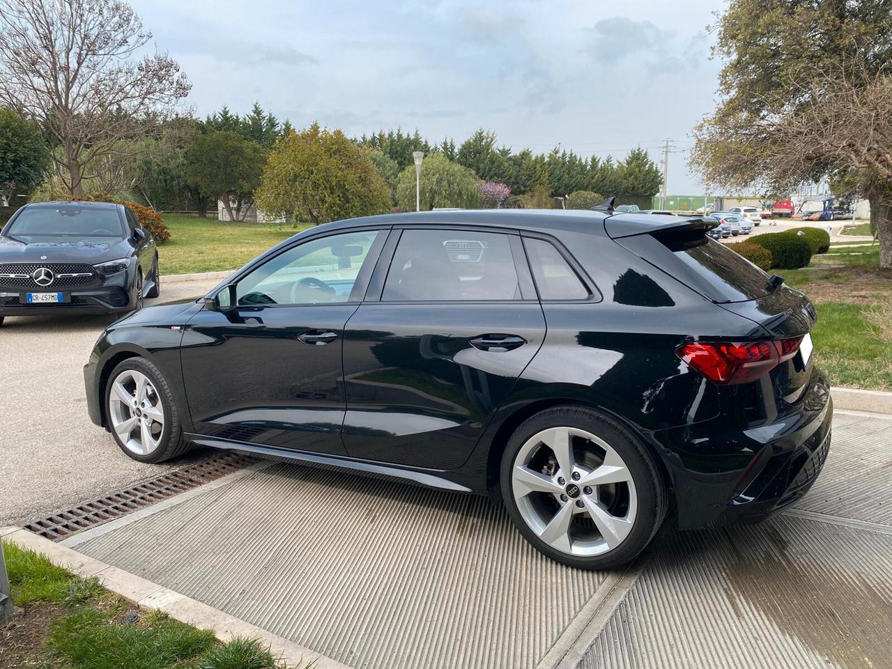 Audi A3 SPB 35 TDI S tronic Sline edition