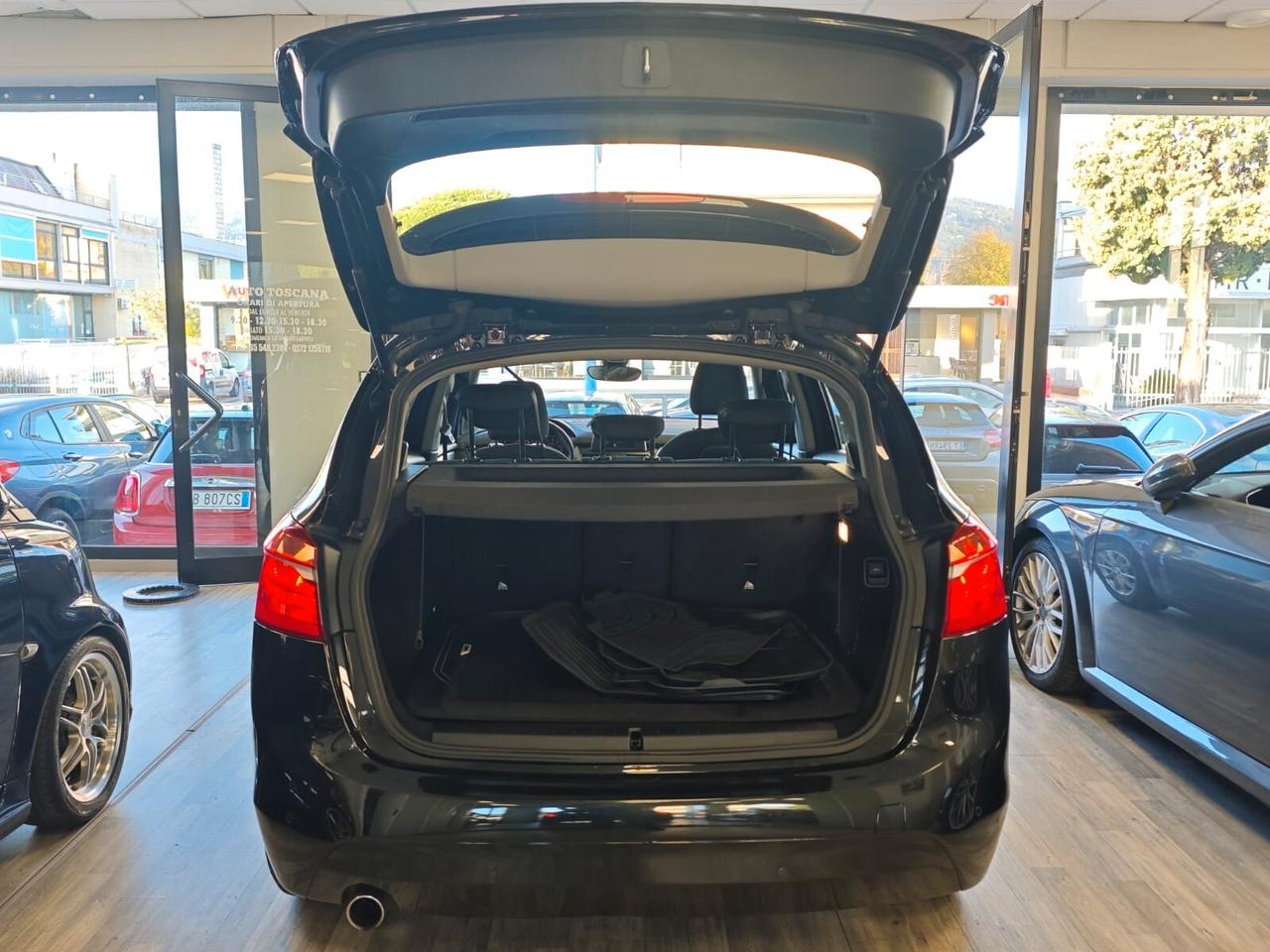 Bmw 2er Active Tourer 216d Luxury