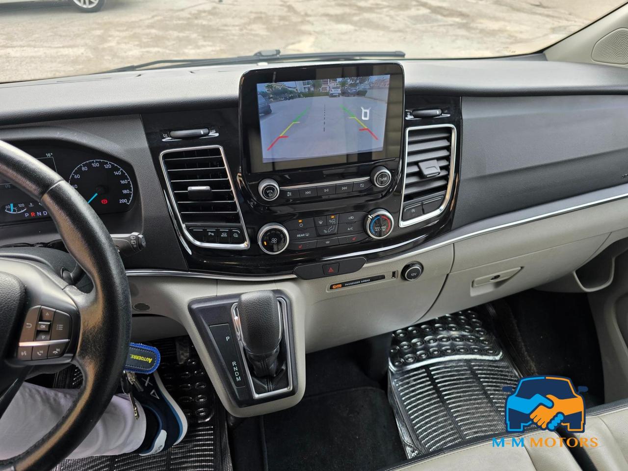 FORD Tourneo Custom 320 2.0 tdci 130cv Titanium L2H1 auto E6.2