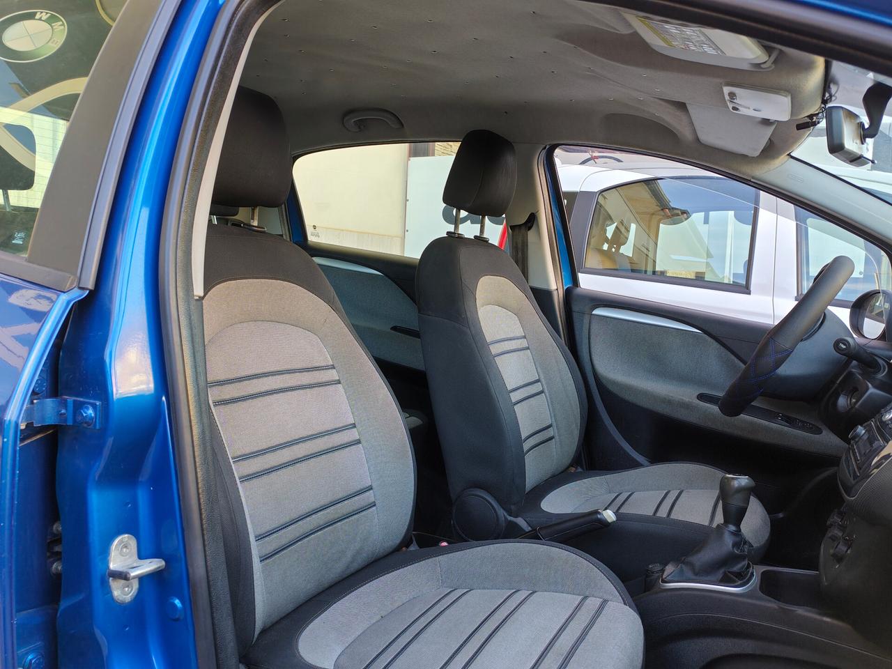 Fiat Punto Evo 1.3 Mjt 90 CV 5 porte Dynamic con gancio traino