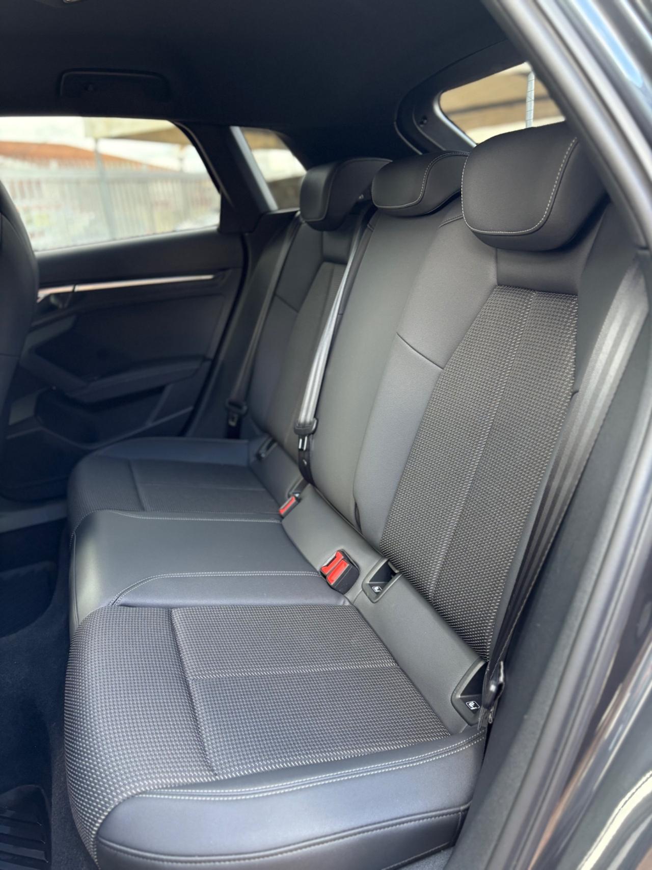 Audi A3 SPB 35 TDI S tronic line edition