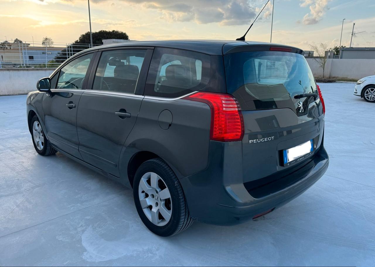 Peugeot 5008 2.0 HDi 150CV 7 POSTI