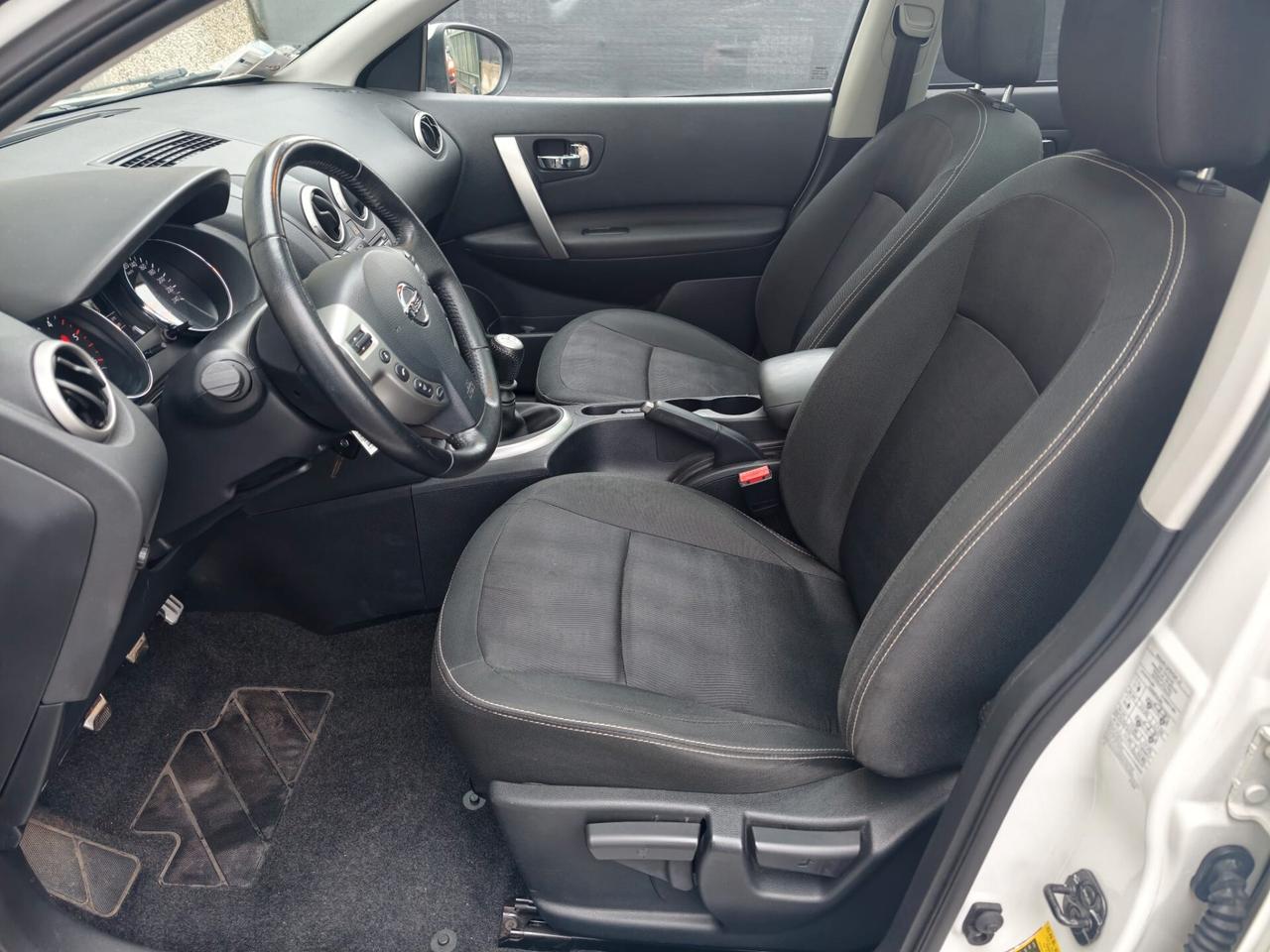 Nissan Qashqai 1.5 dCi 7 POSTI OTTIME CONDIZIONI 2013