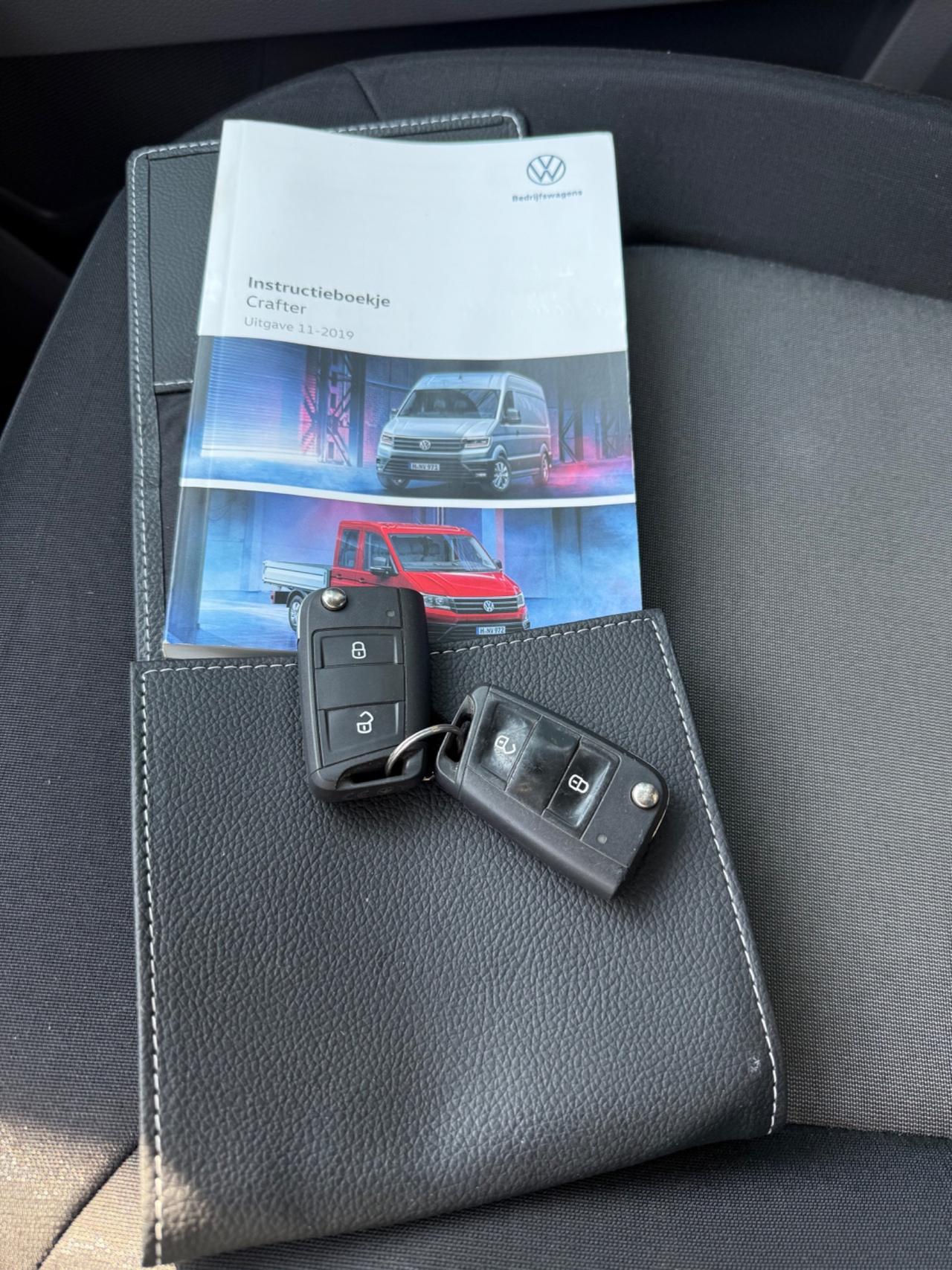 VW CRAFTER BOX - 2020 UNICO PROP !! OK PERMUTE