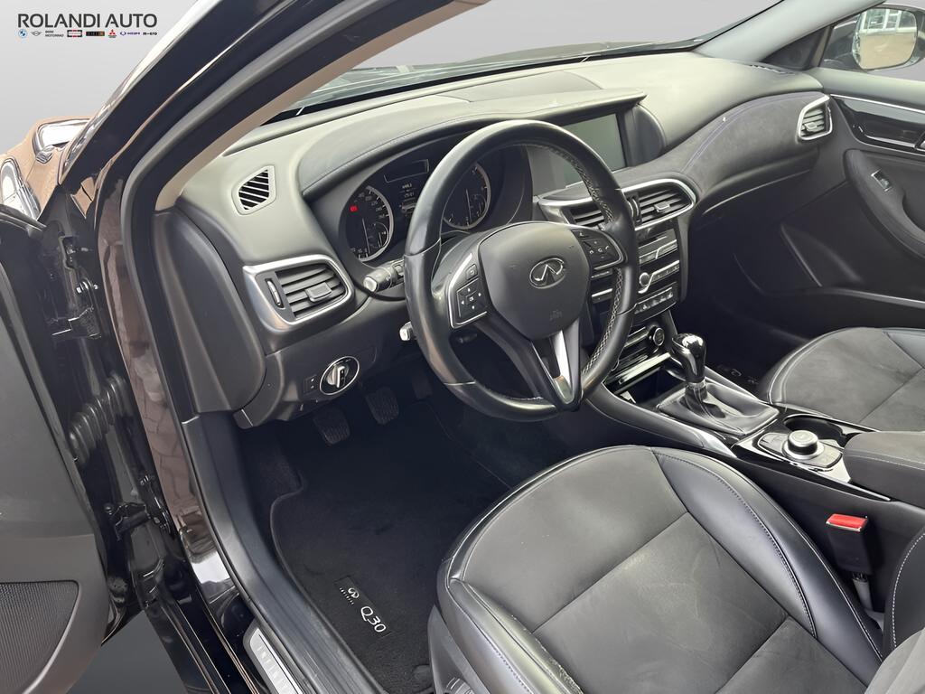 Infiniti Q30 1.5 D Premium Tech