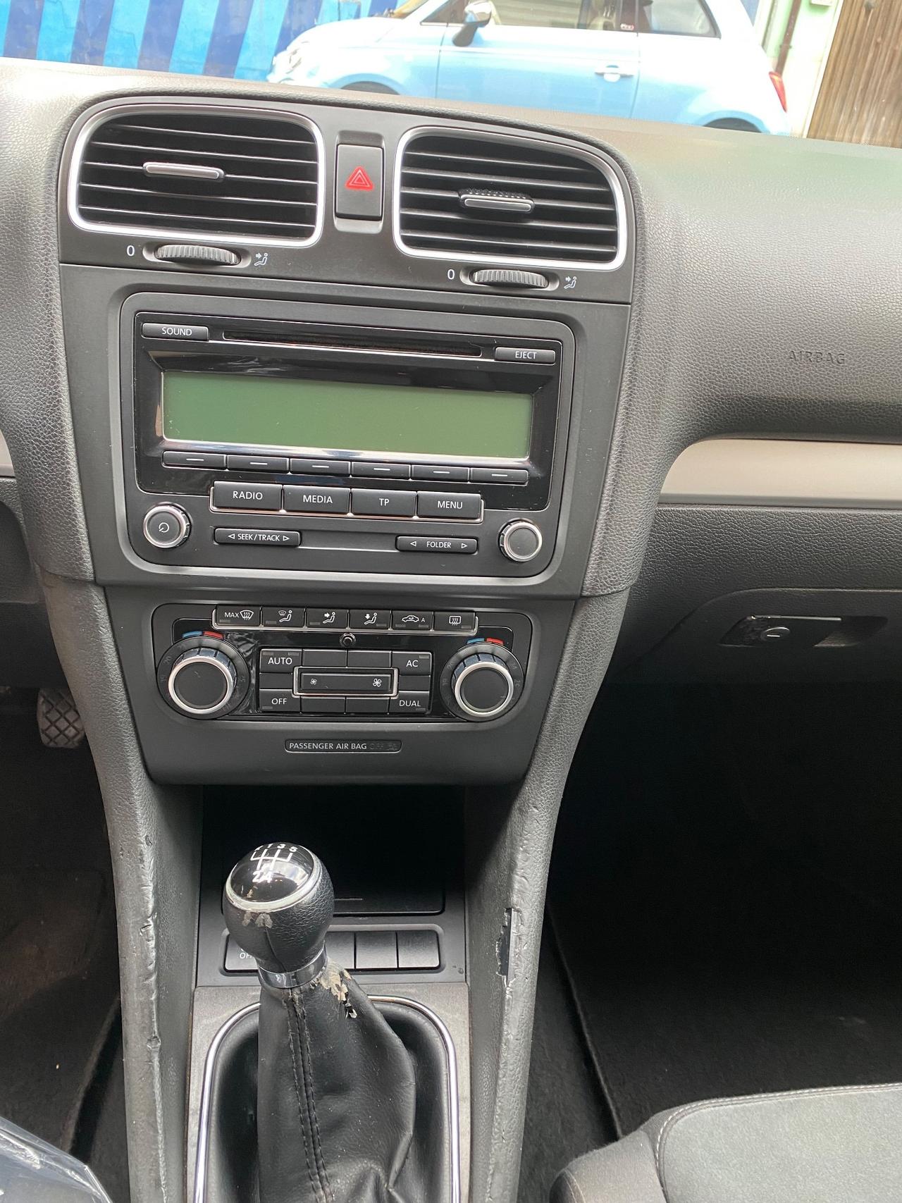 Volkswagen Golf 1.6 TDI DPF 3p. Highline