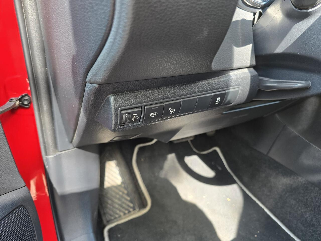 Toyota Corolla TS 1.8 Hybrid Business Tech N1