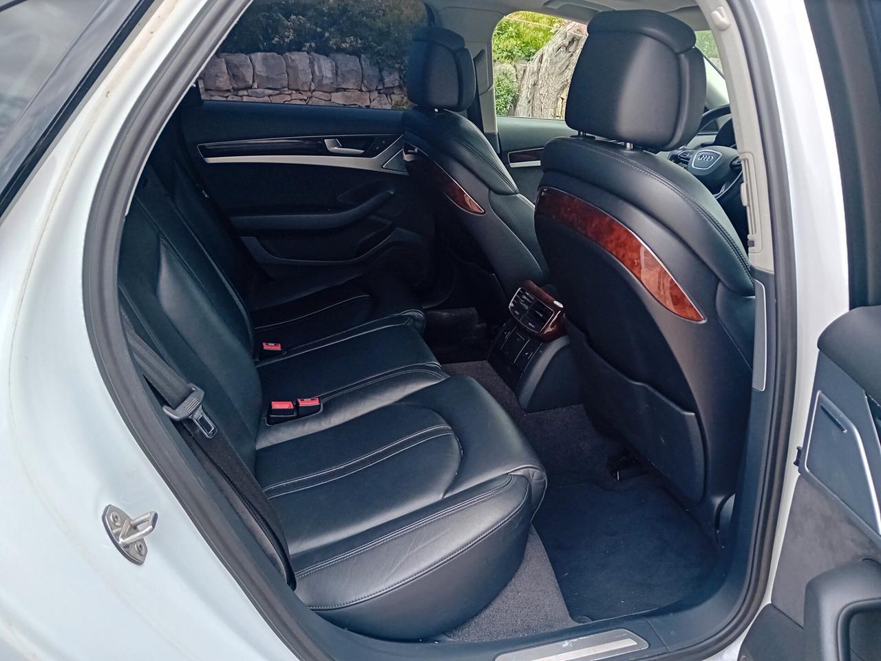 Audi A8 4.2 TDI quattro tiptronic