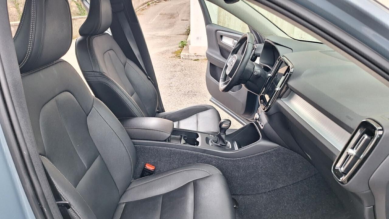 Volvo XC40 D3 Momentum