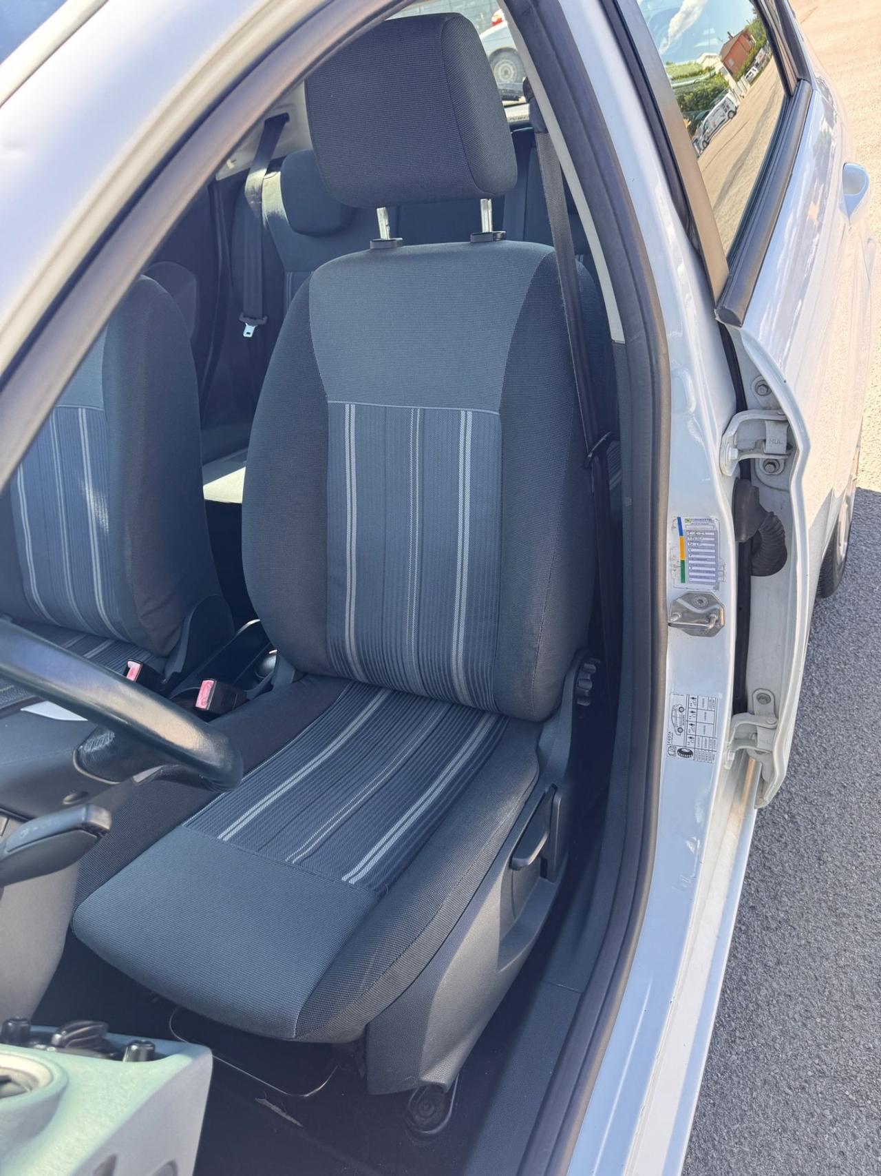 Ford Fiesta 1.2 Titanium 114000 KM GARANZIA 12 MESI