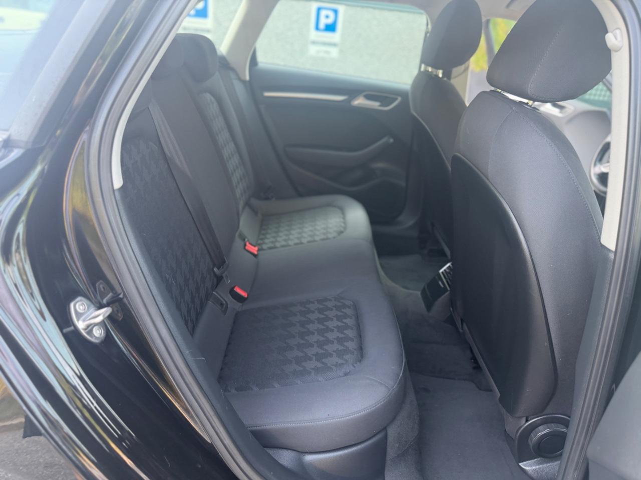Audi A3 1.6 TDI clean diesel*Automatik*Navi*Neopatentati*
