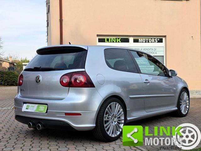 VOLKSWAGEN Golf 3.2 VR6 4mot. 3p. DSG R32