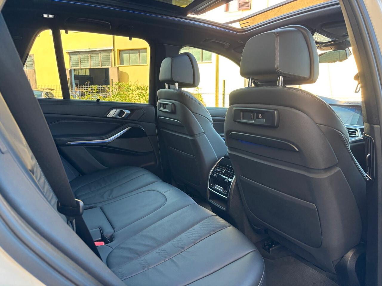 Bmw X5 M 50 d xDrive -Adaptive -Laser-HK-360°-Head-Up-Tetto-Memory Harman/K