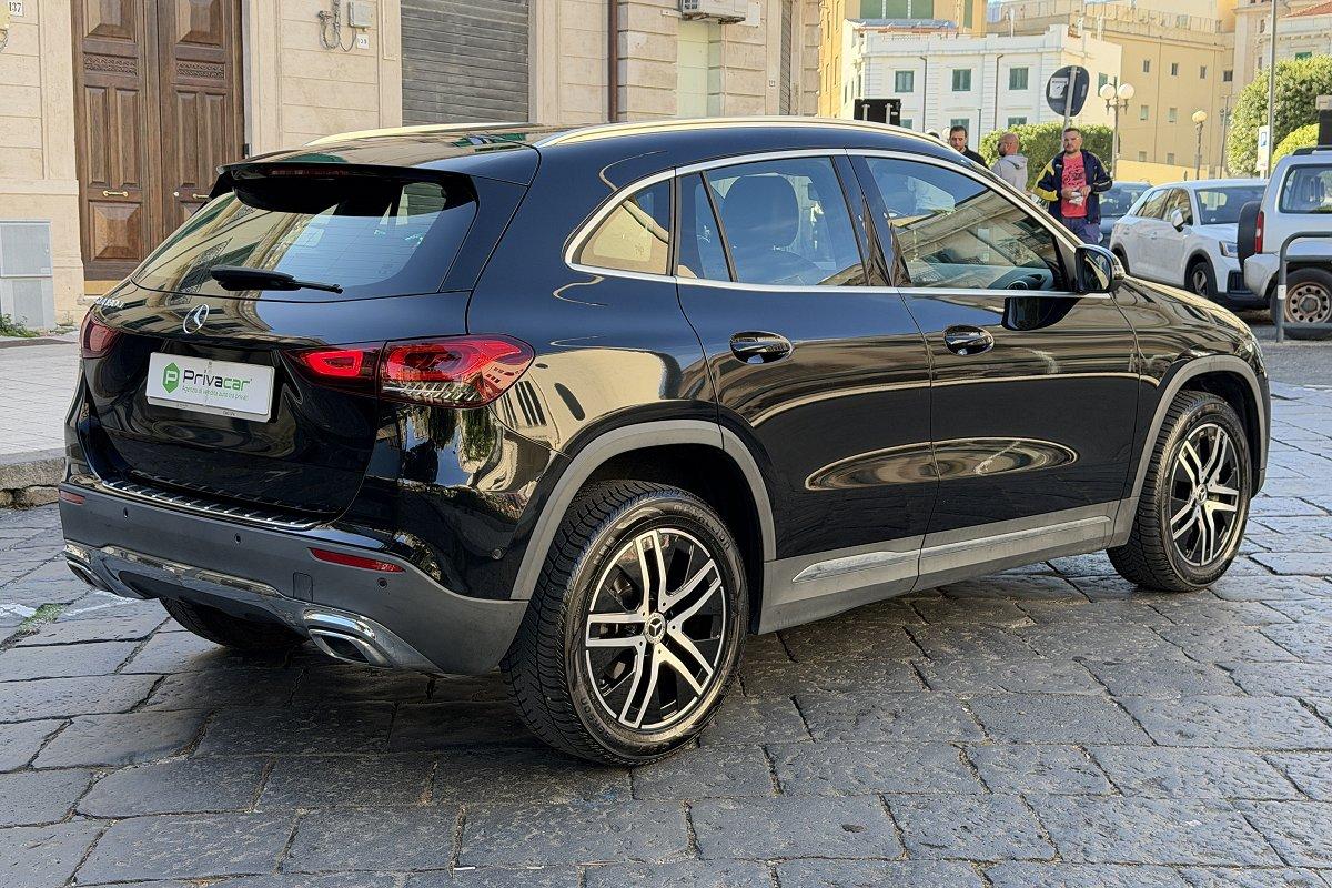 MERCEDES GLA 180 d Automatic Sport Plus