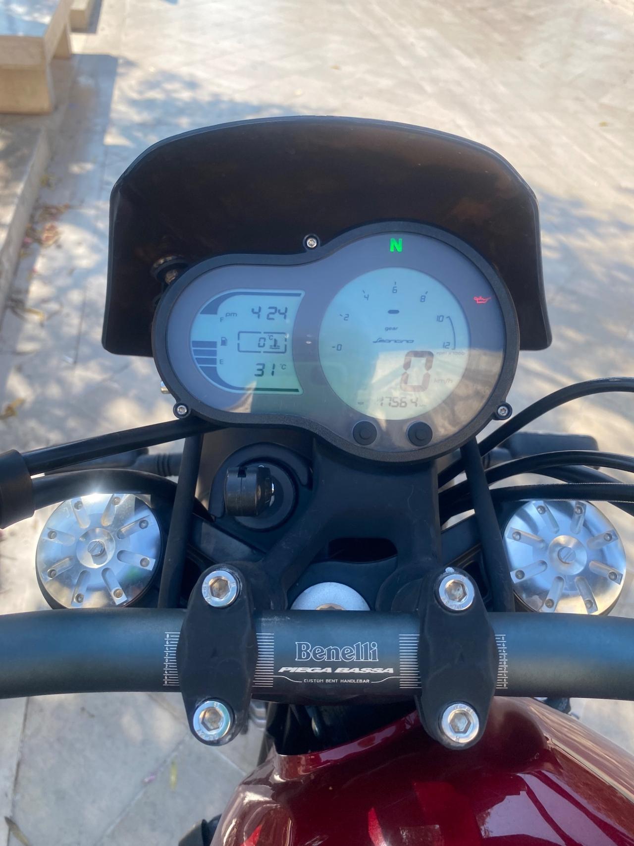 Benelli Leoncino 500