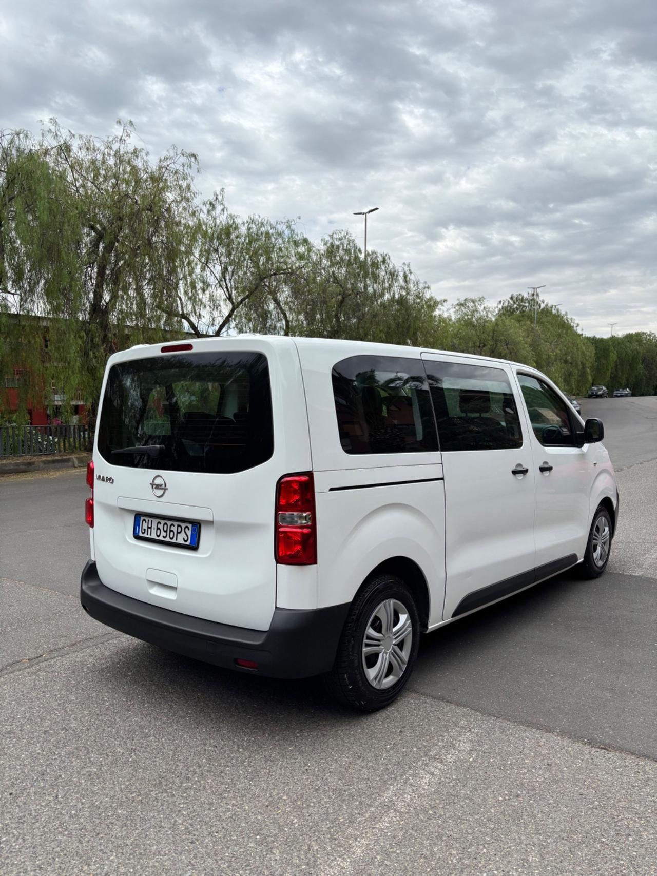 Opel Vivaro Life 2.0 145CV 12/2021 9 posti