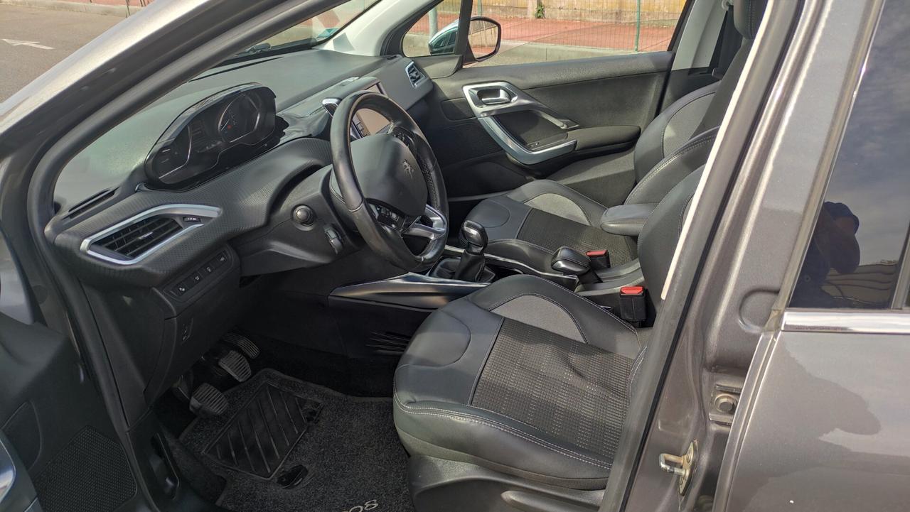 Peugeot 2008 1.6 e-HDi 92 CV Stop&Start Urban Cross NEOPATENTATI - 2014
