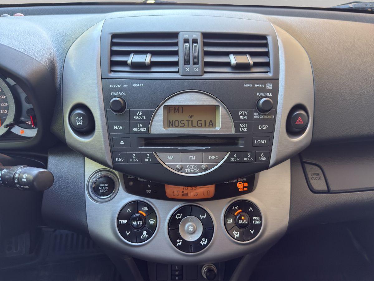 TOYOTA - RAV4 - 2.2 D-Cat 177CV Luxury pelle