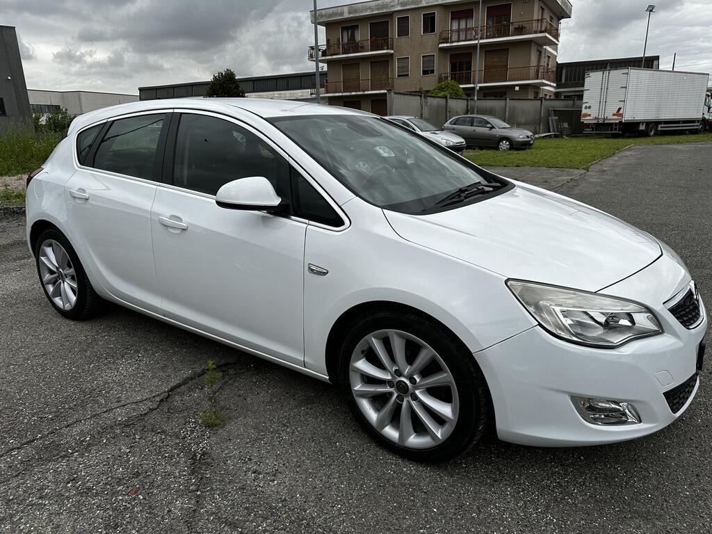 Opel Astra 5 Porte 1.7 CDTI Cosmo