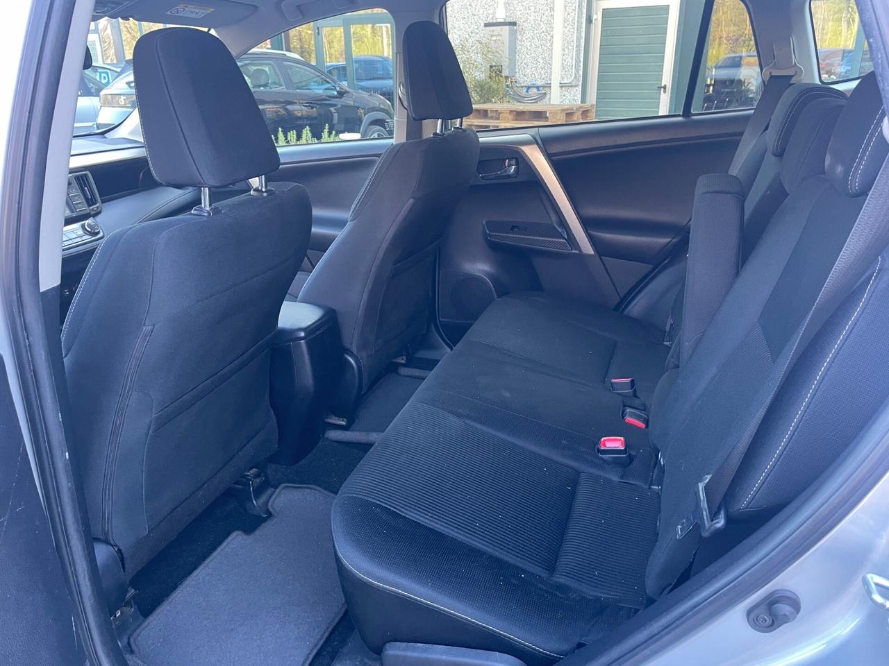 Toyota RAV 4 RAV4 2.0 D-4D 2WD*Neopatentati*Retrocamera