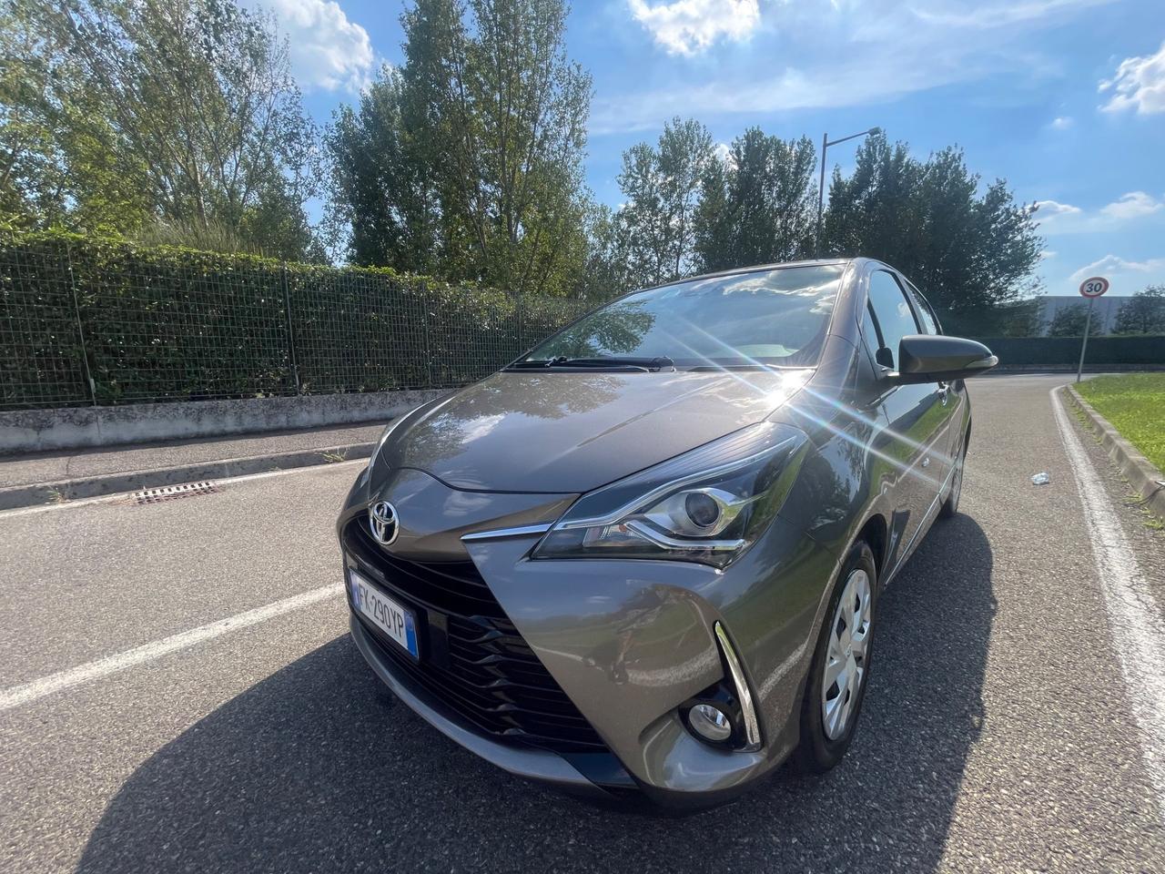 Toyota Yaris 1.0 5 porte Business