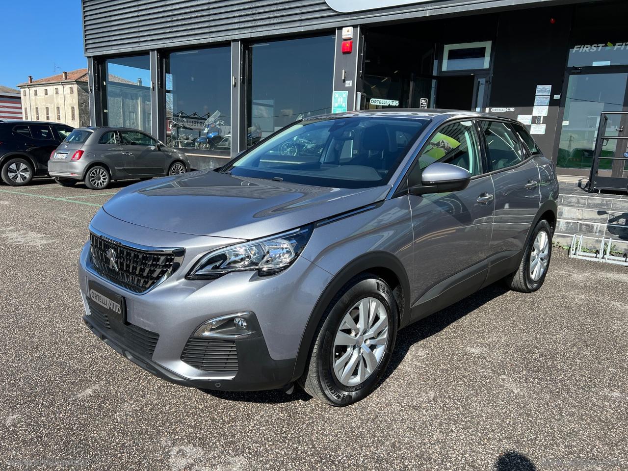 PEUGEOT 3008 BlueHDi 130 S&S EAT8 Business IVA DEDUCIBILE
