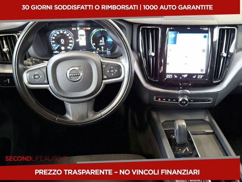 Volvo XC60 2.0 b4 Momentum Pro awd auto