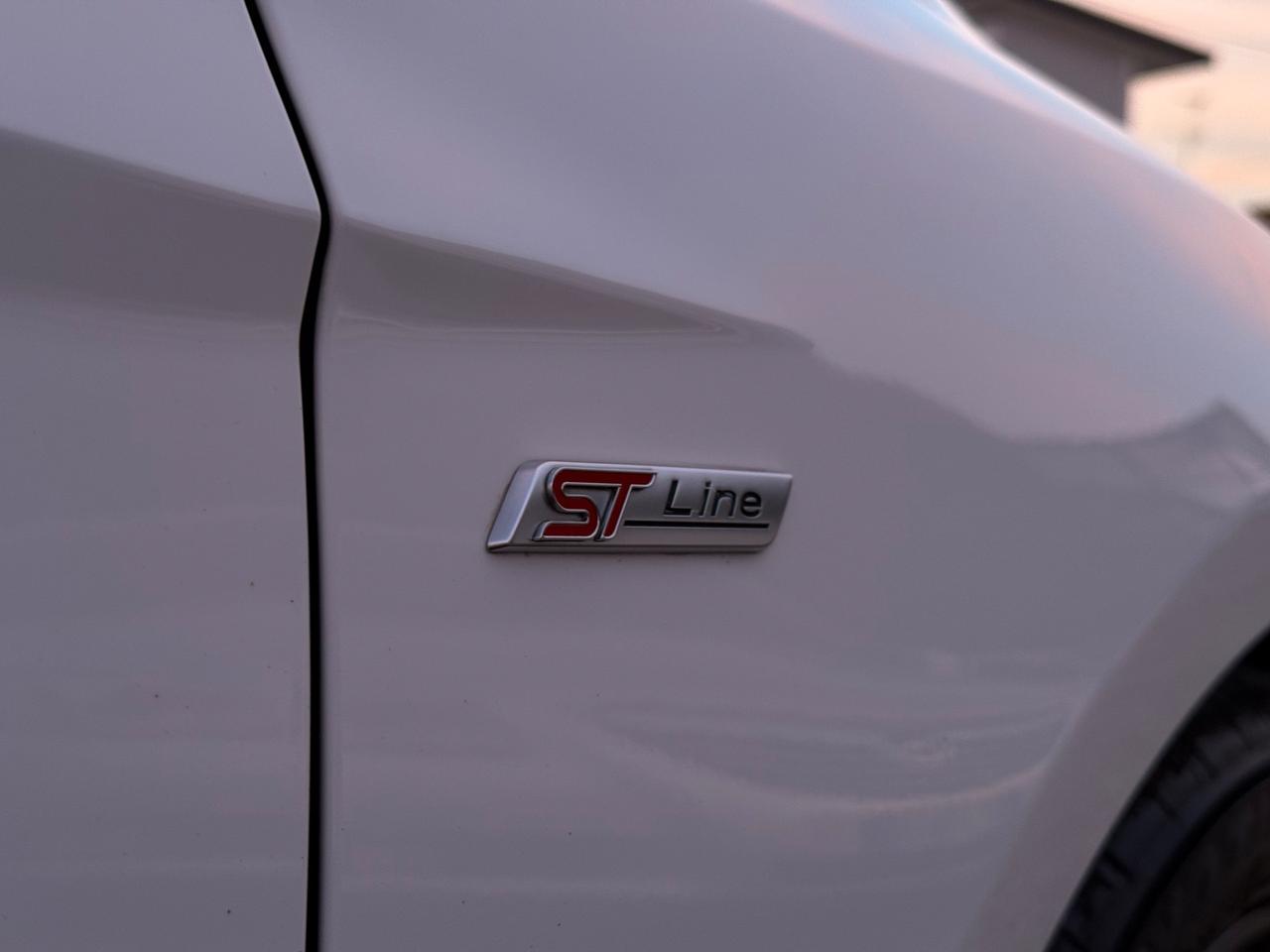 Ford Focus 1.0 EcoBoost 125 CV ST line