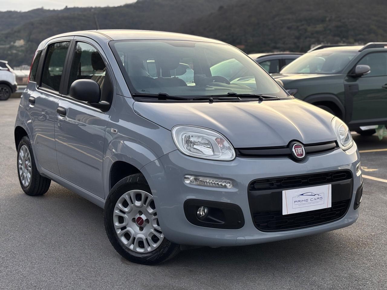 FIAT PANDA 1.0 BENZINA/HYBRID 70cv NEOPATENTATI 2021