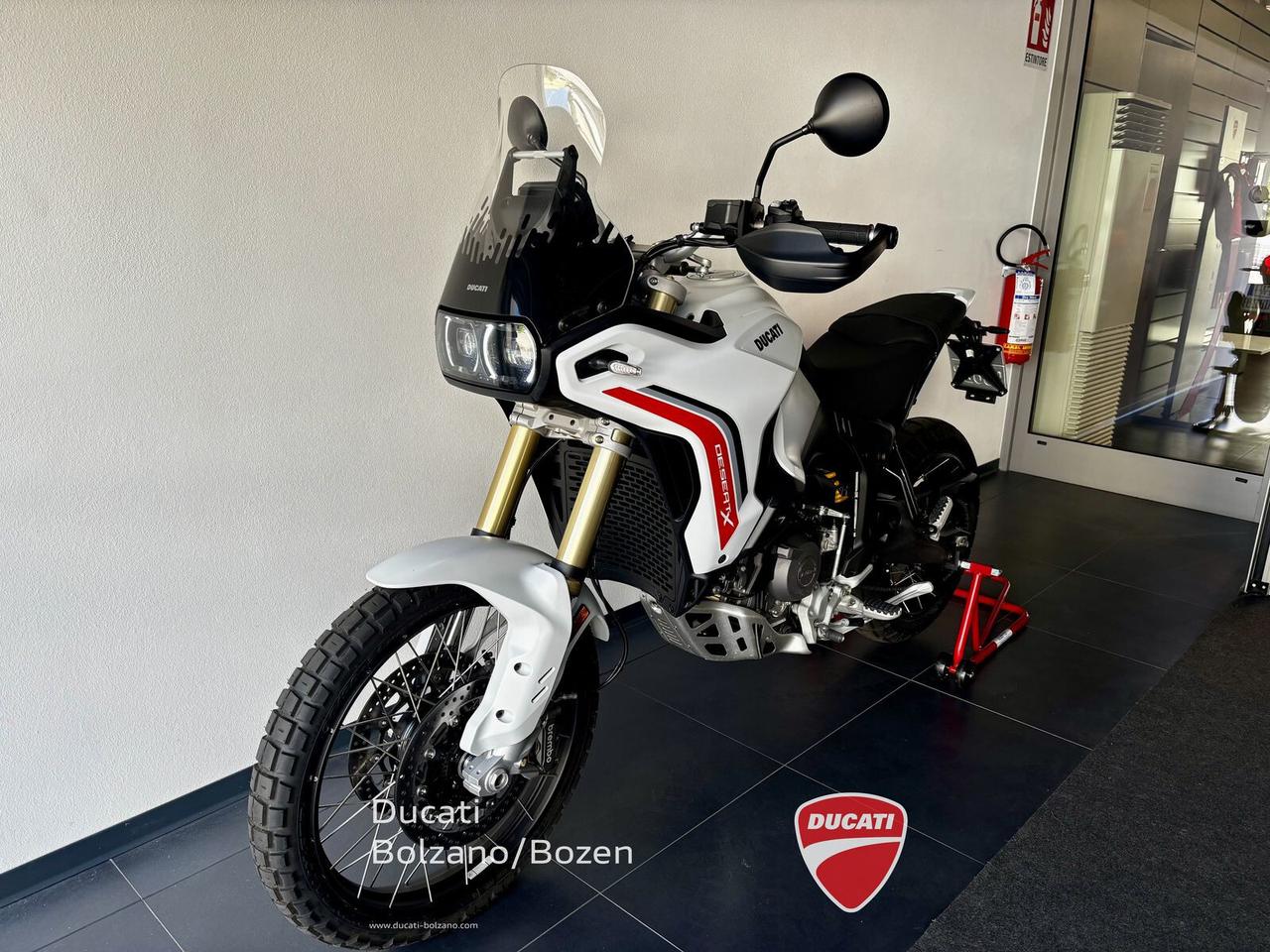 Ducati DesertX V2