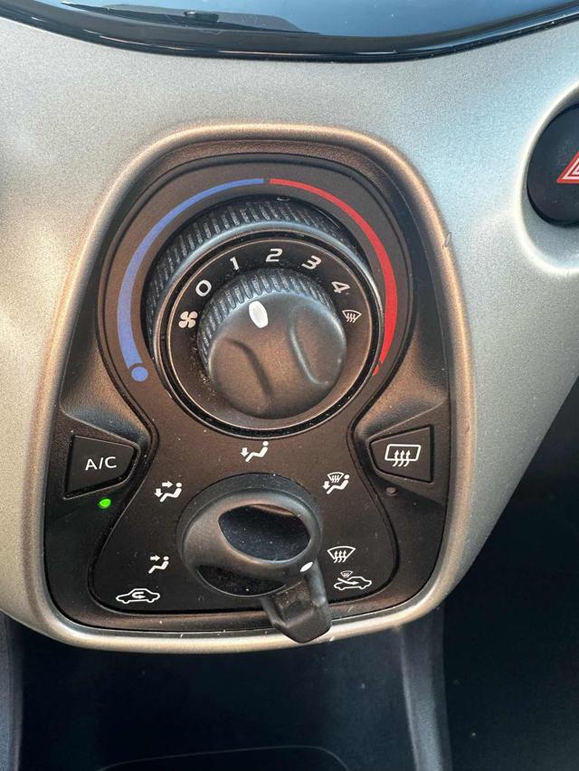 CITROEN C1 Airscape VTi 68 5 porte Shine OK NEOPATENTATO