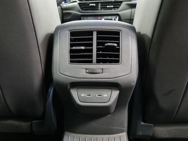 VOLKSWAGEN T-Roc 1.5 TSI ACT DSG R-Line