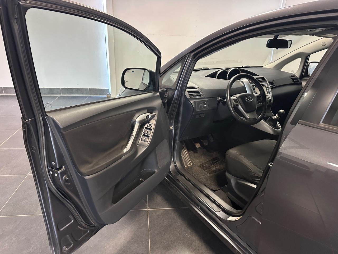 TOYOTA VERSO 2.0 D 7 POSTI 126CV PRONTA CONSEGNA