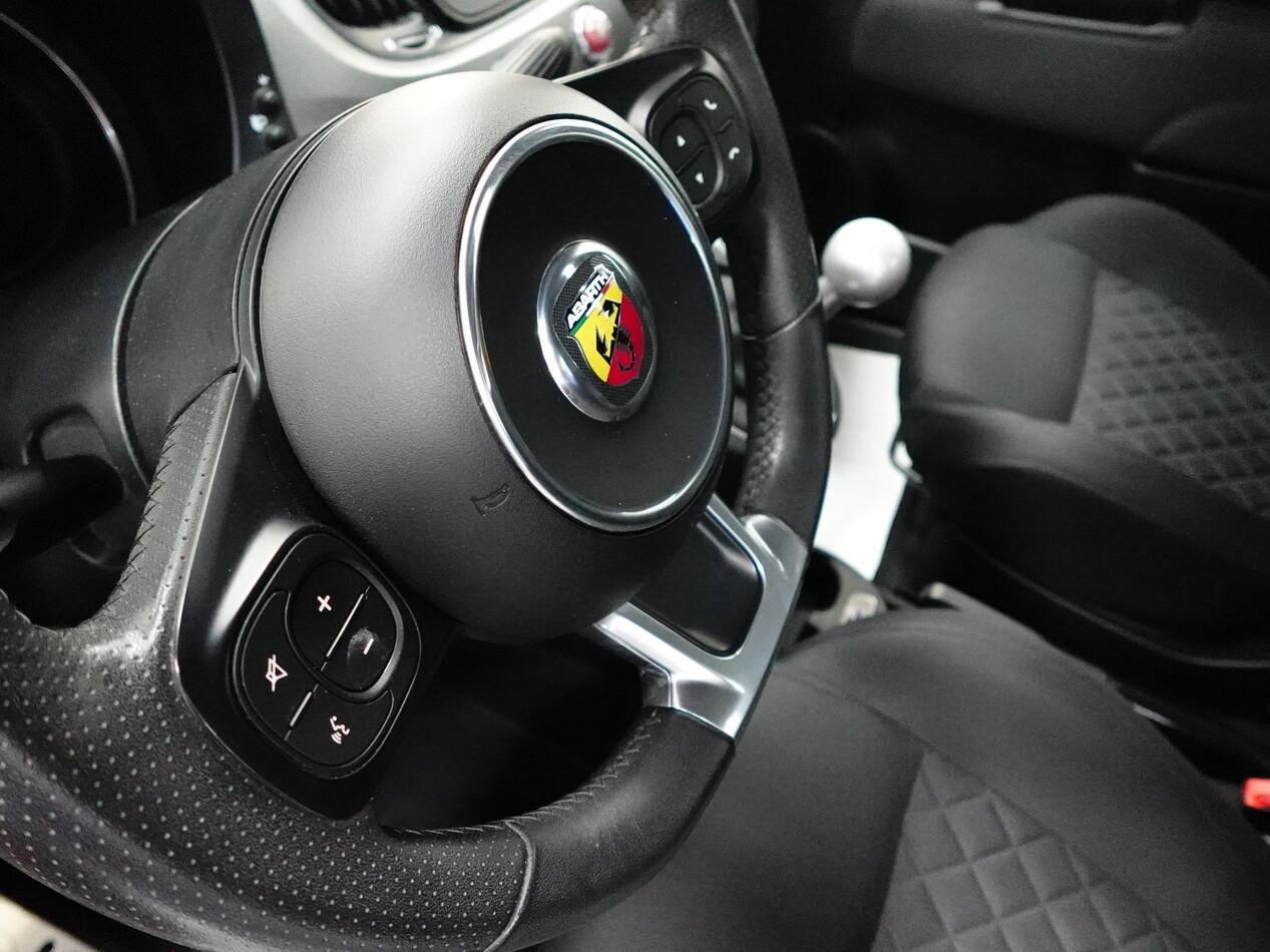Abarth 595 1.4 T-JET 165 CV 595