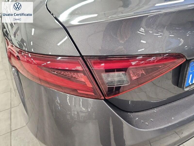 Alfa Romeo Giulia Giulia 2.2 Turbodiesel 136 CV AT8 Business