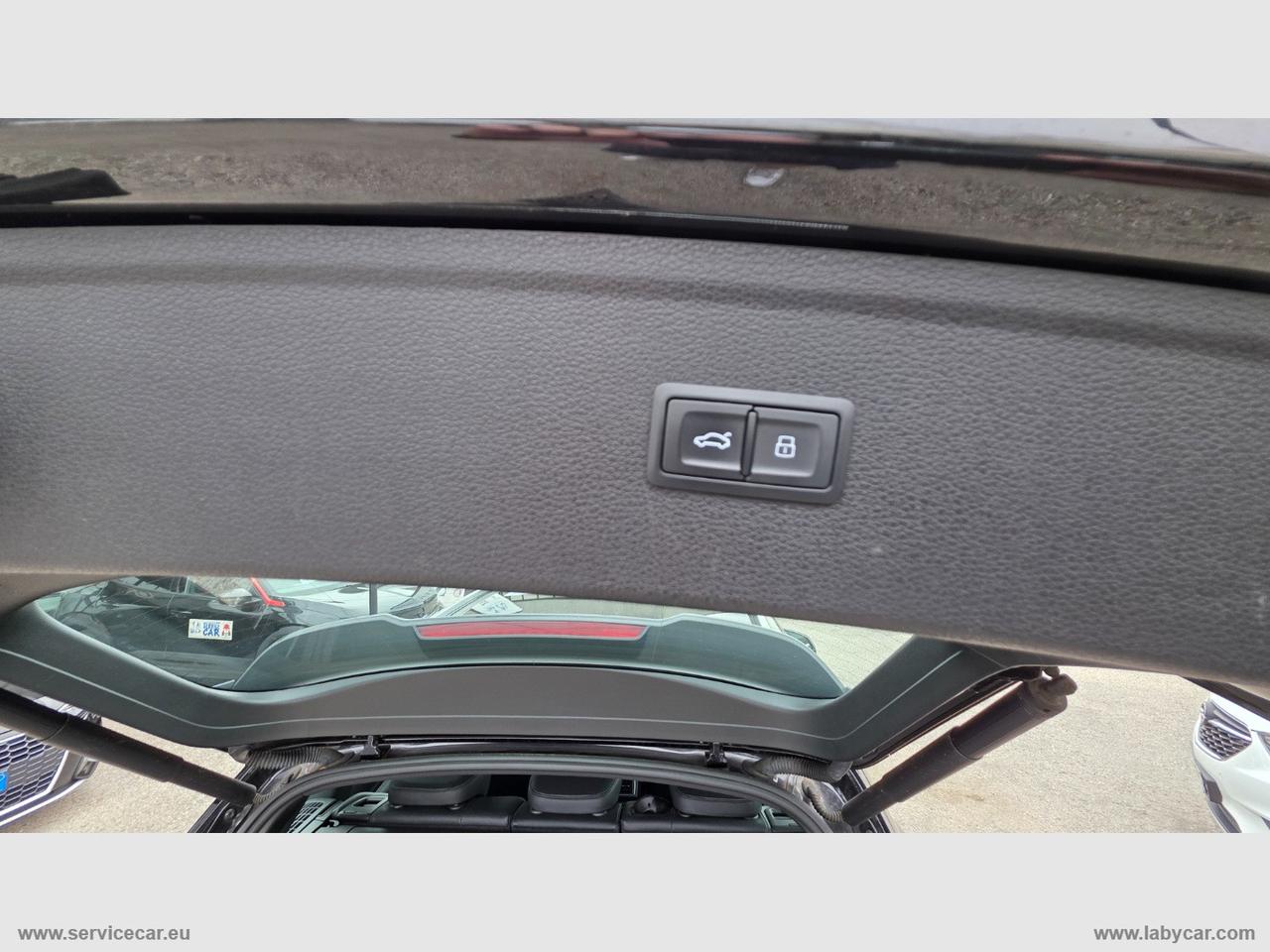 AUDI Q5 35 TDI quattro S tr. S-LINE