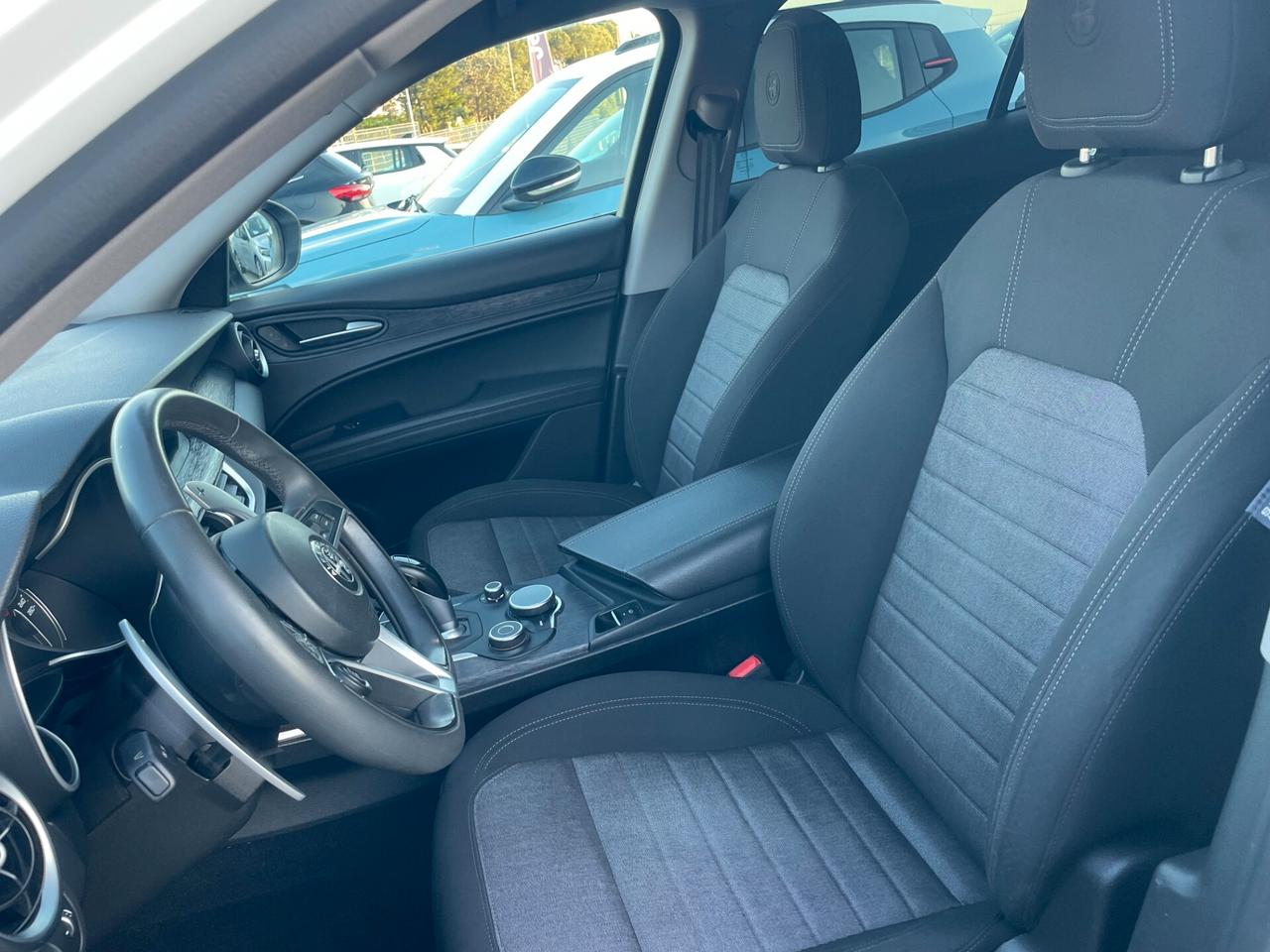 Alfa Romeo Stelvio 2.2 Turbodiesel 190 CV AT8 Q4 Sport-Tech