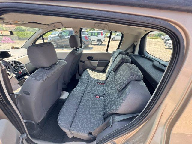 RENAULT Modus 1.2 16V Confort Privilège