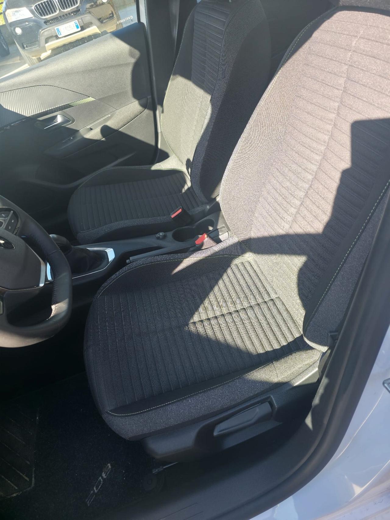 Peugeot 208 PureTech 75 Stop&Start 5 porte Active