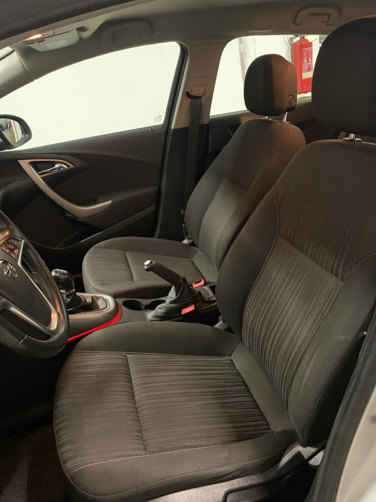 Opel Astra 1.4 100CV Sports Tourer 2011