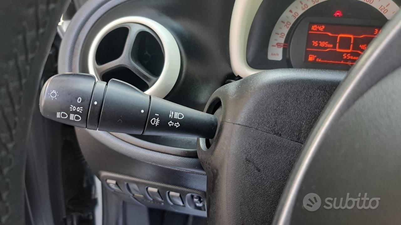 Smart Fortwo 1.0 71cv AUTOMATICA NAVI/CERCHI BLACK