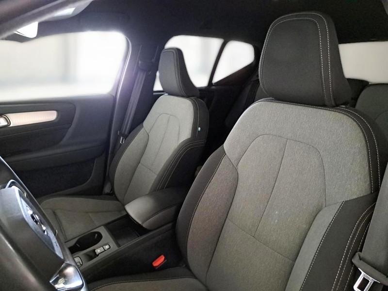 VOLVO XC40 T4 RECHARGE PLUG-IN AUTO CORE SUV