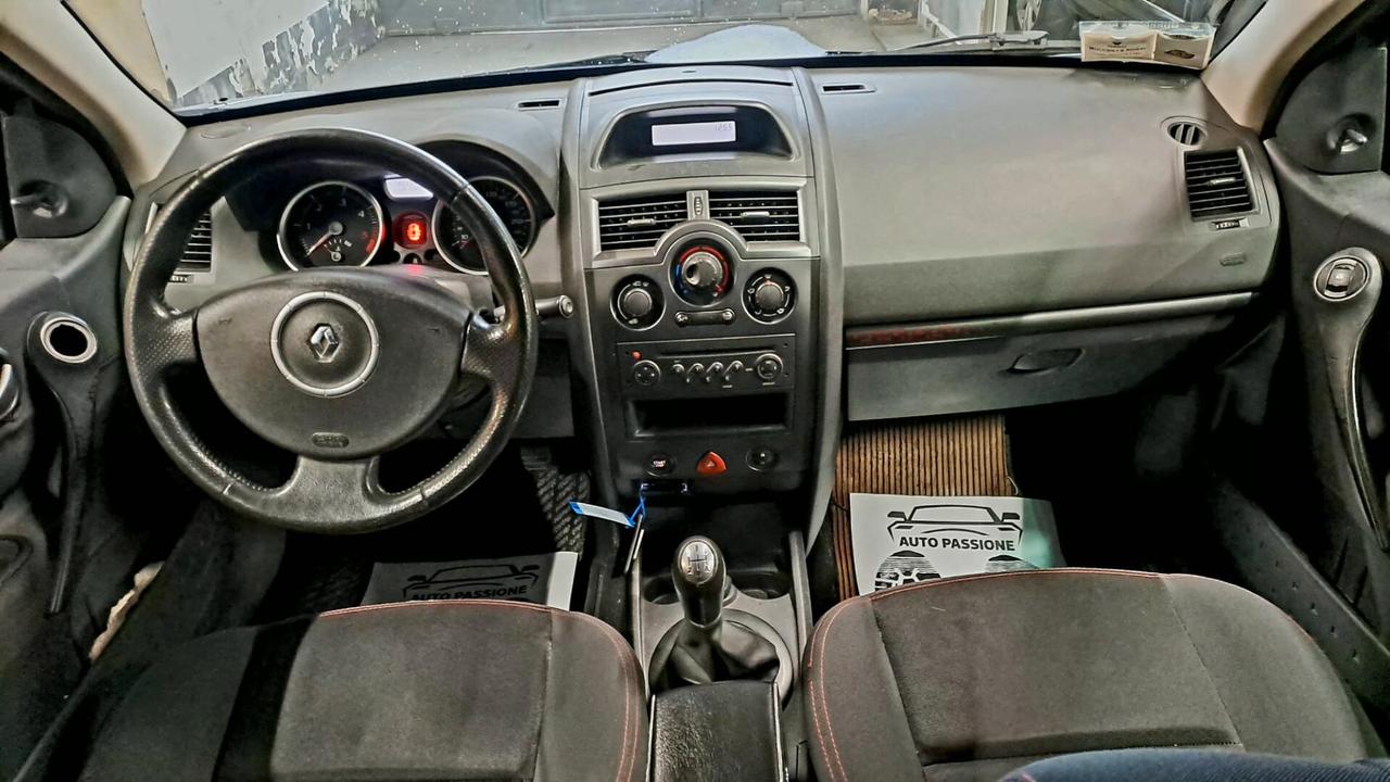 Renault Megane Mégane 1.5 dCi/85CV Grandtour Serie Speciale