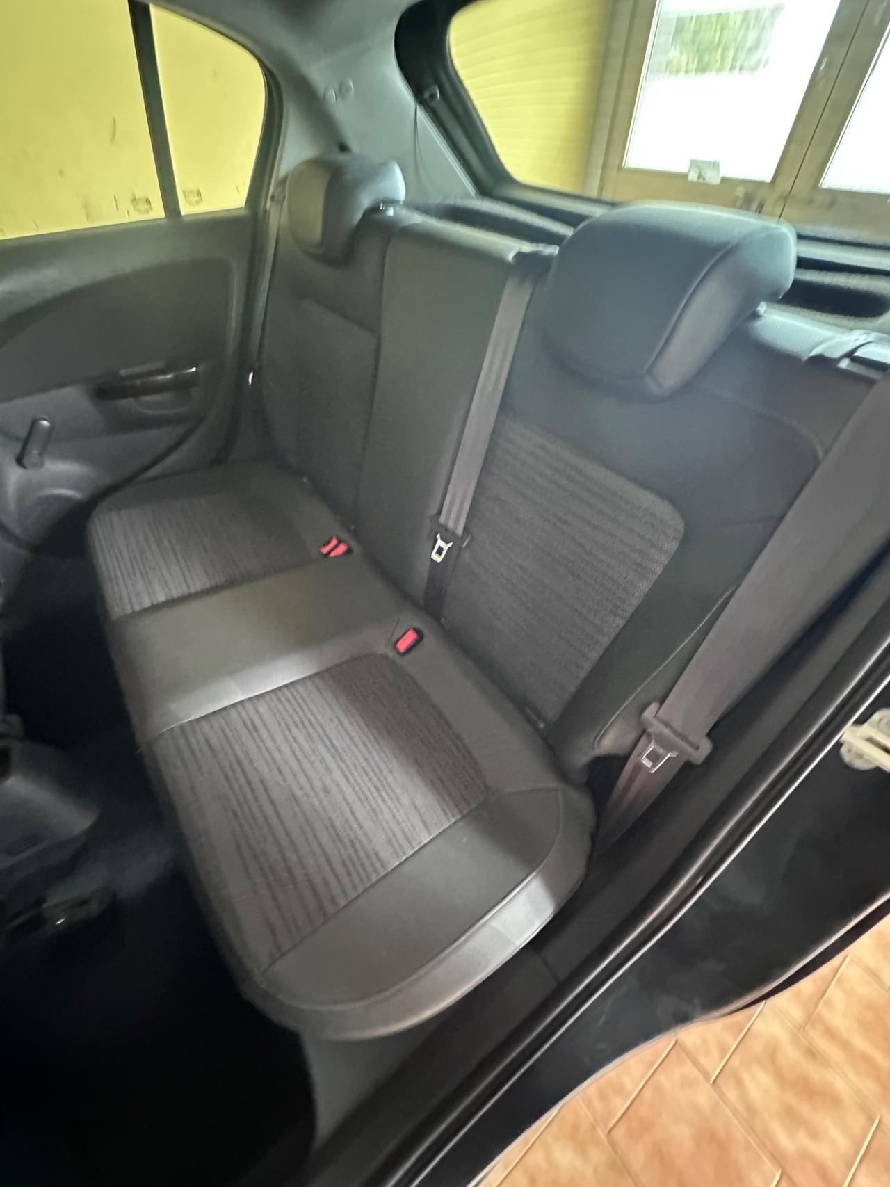 Opel Corsa 1.2benz. 65.000km