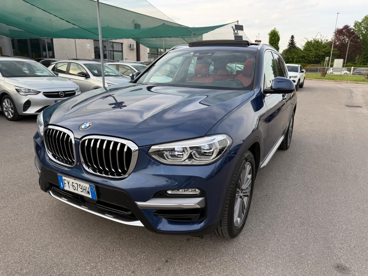 Bmw X3 xDrive30d Luxury Tetto Apribile Pelle Bicolor Telecamere 360 Gradi