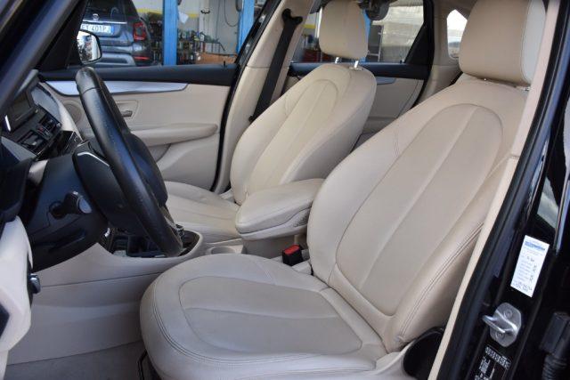BMW 216 d Active Tourer Advantage *PELLE,SENSORI,NAVI*